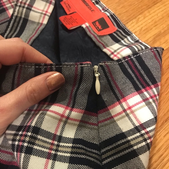 Mossimo plaid skirt - Picture 2 of 4